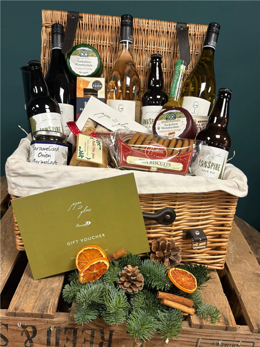 Taste Of Excellence Hamper-With The Pipe & Glass